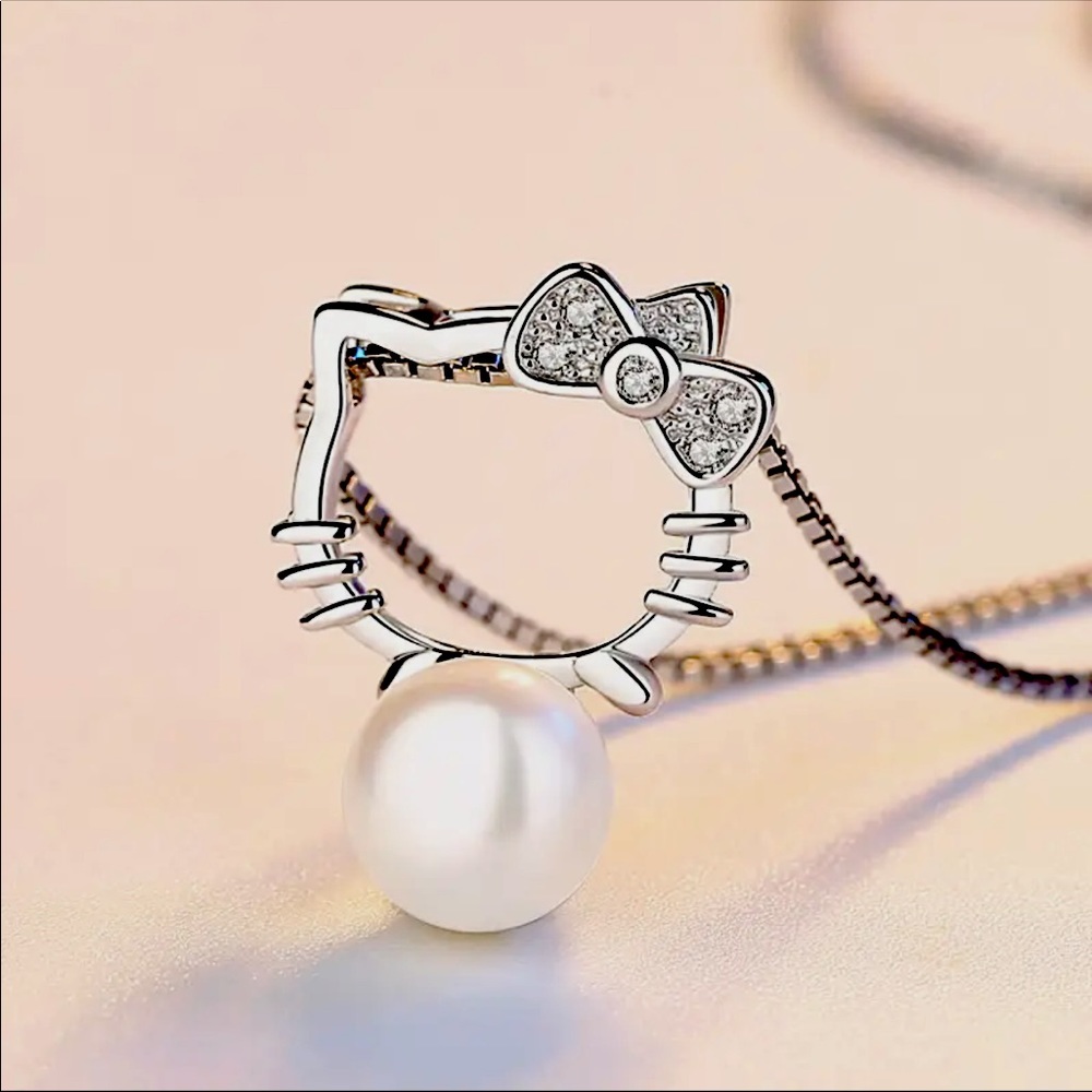 ๐ Sterling Silver Cute Cat Pearl Necklace - Picture 1 of 4